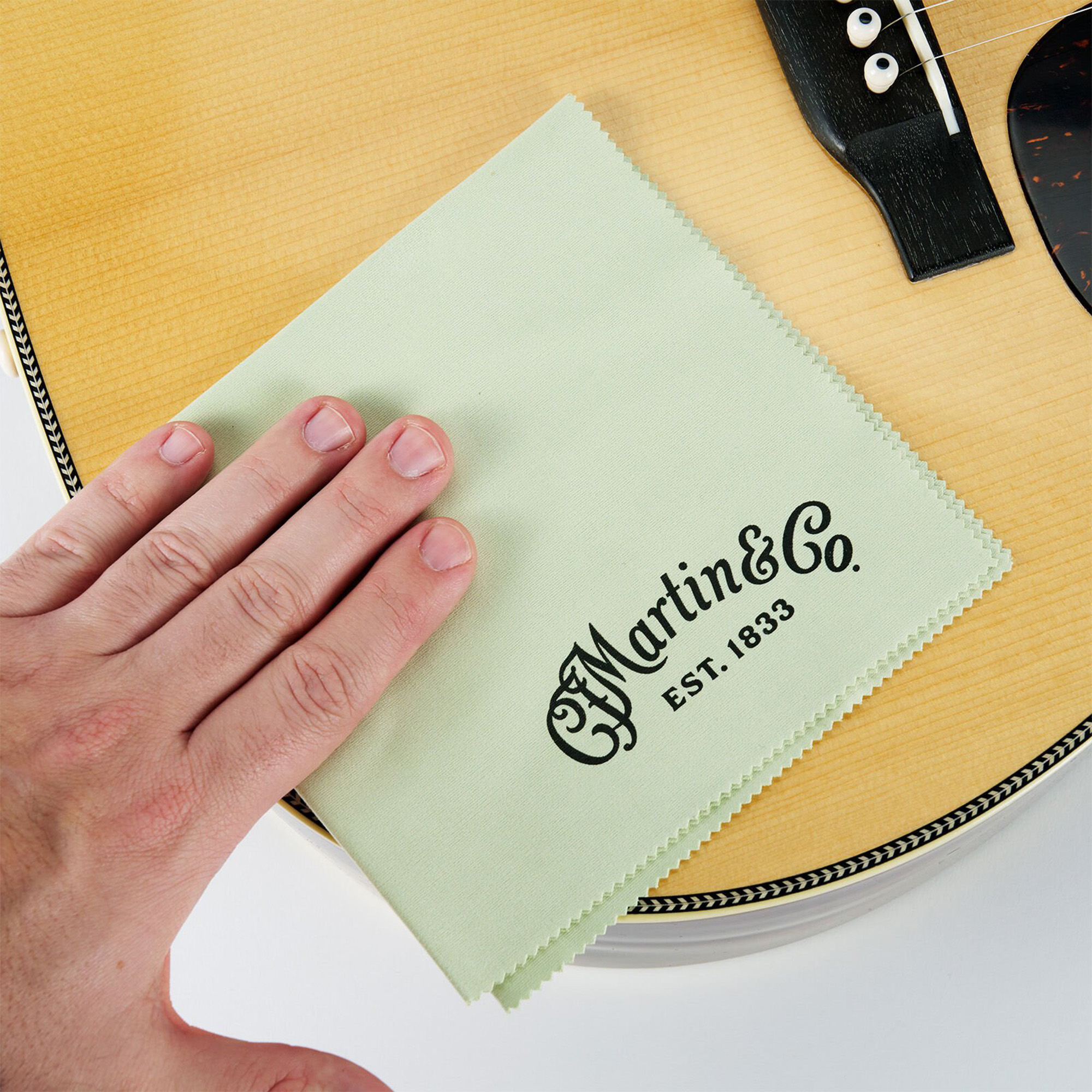 Martin Accessories Microfiber Polishing Cloth