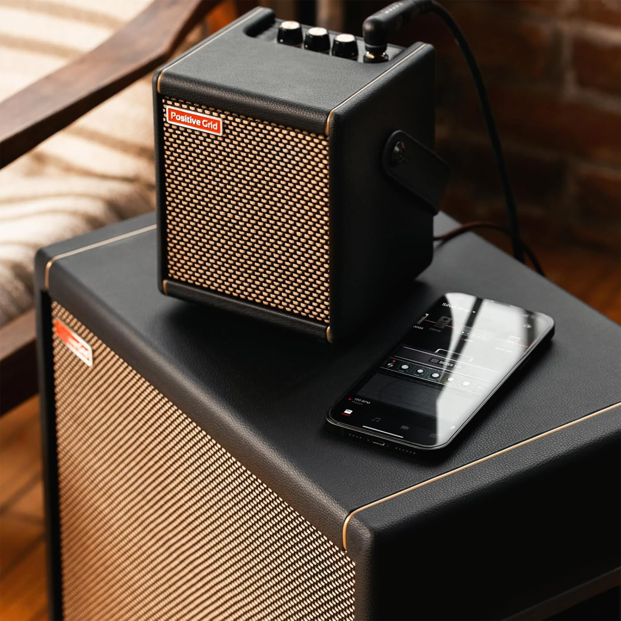 Positive Grid Spark Cab Powered Speaker Cabinet 140 Watt - Black
