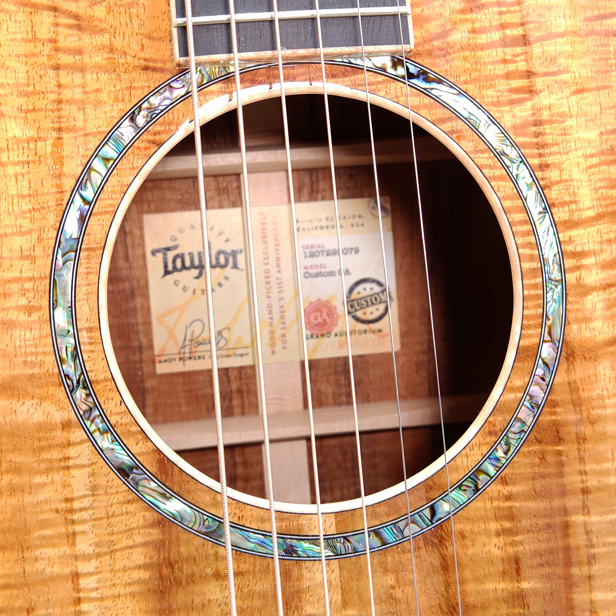 Taylor Custom 13067 GA Acoustic Electric Guitar - Natural
