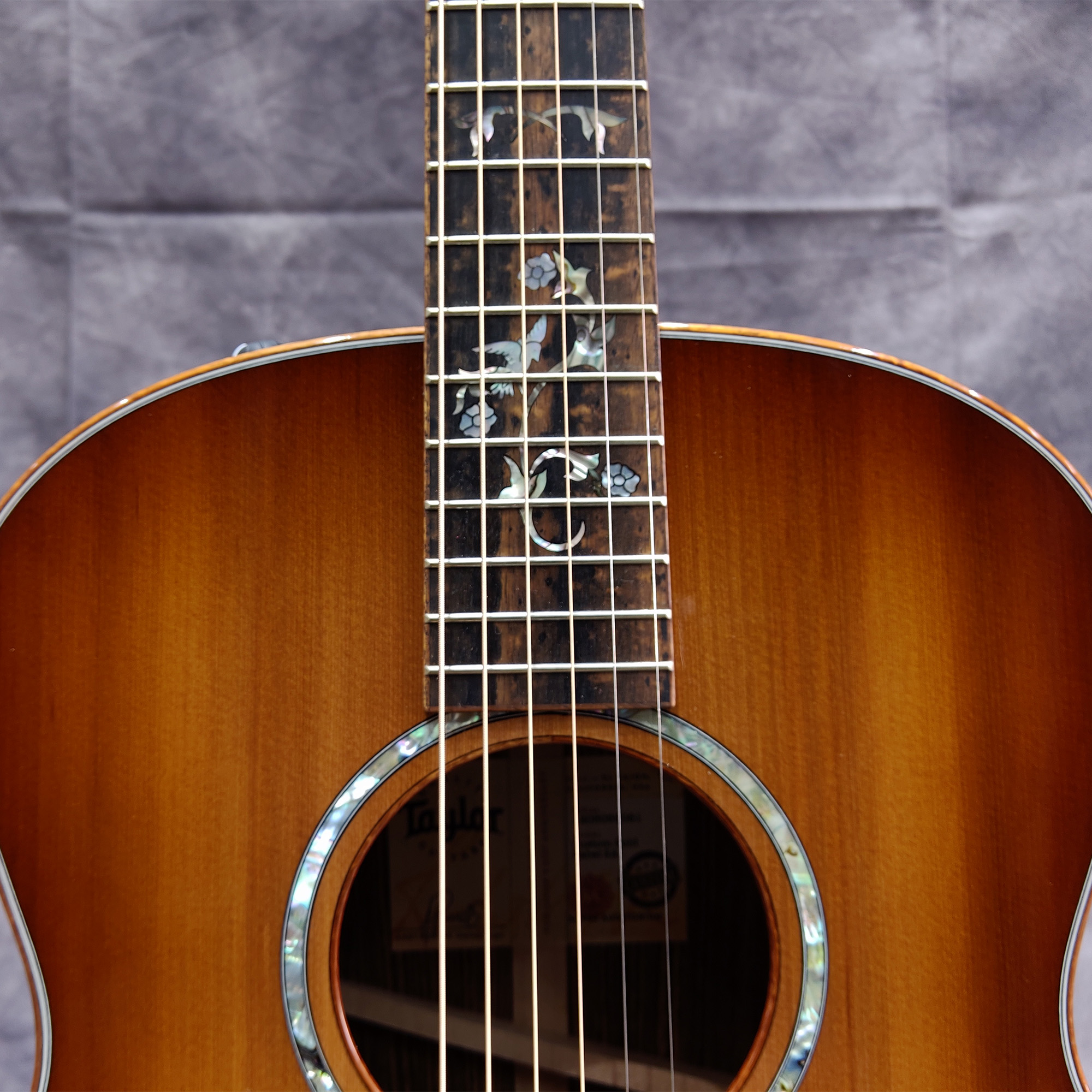 Taylor Custom 814e Bocote Cedar Gold Label Acoustic Electric Guitar - Natural