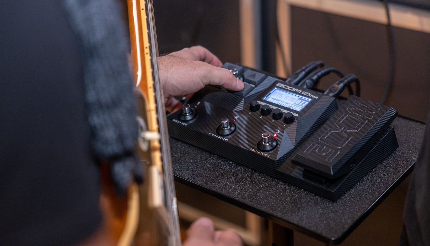Zoom G2X FOUR Multi-effects Processor with Expression Pedal- 2 Years Warranty