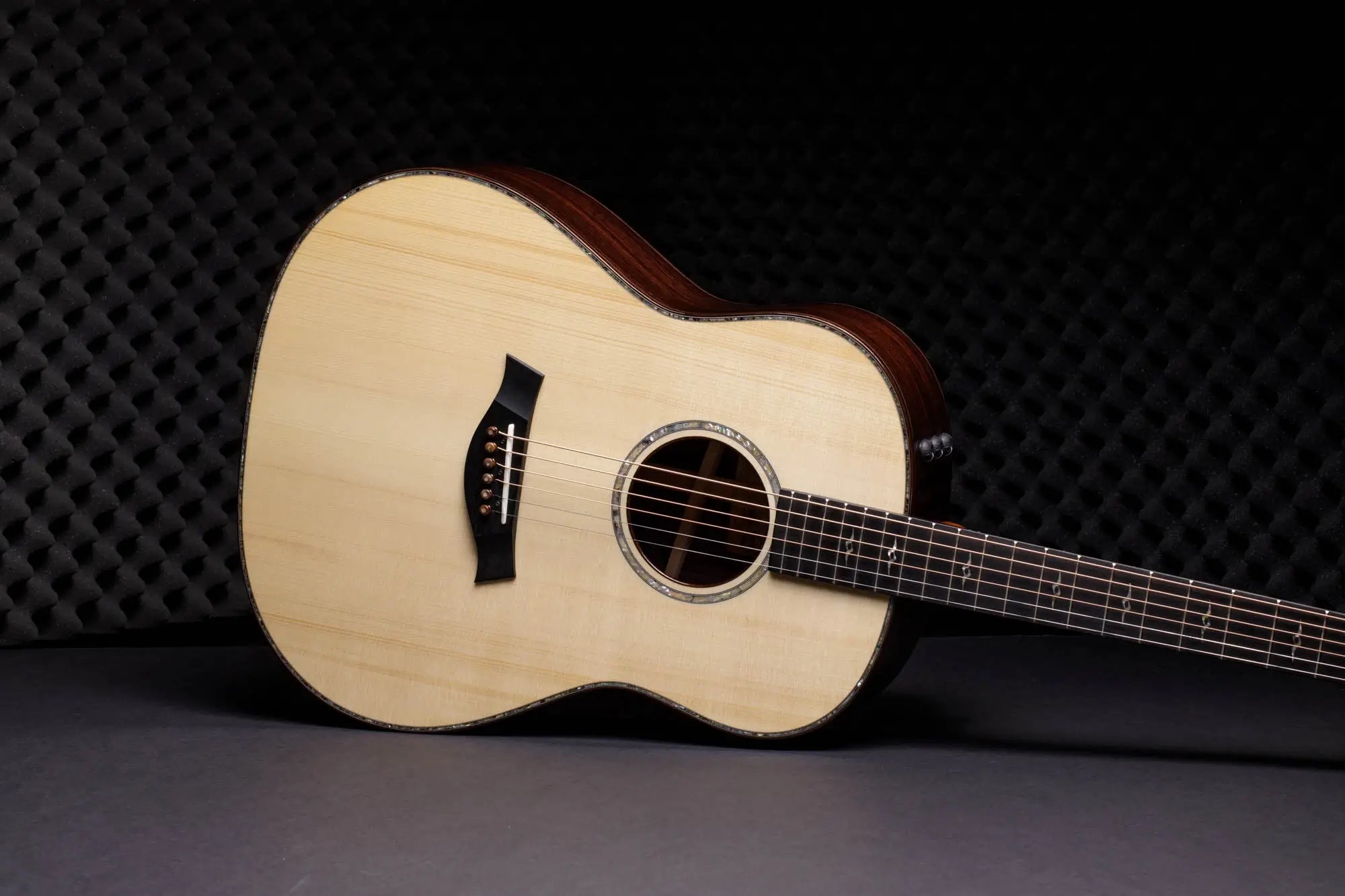 Taylor Custom GP 35 Indian Rosewood AA Adirondack Spruce - Natural